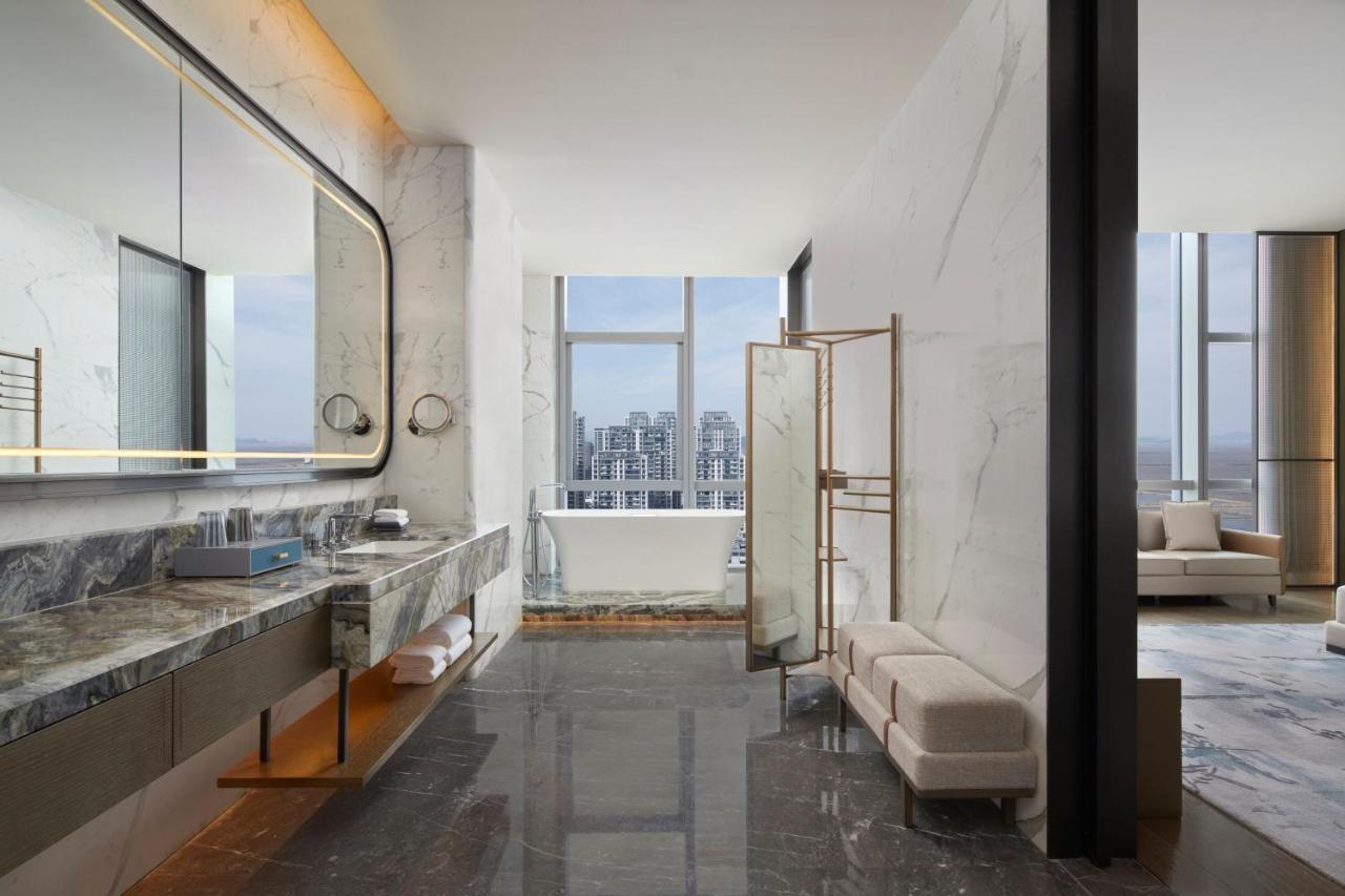 Courtyard By Marriott Wenzhou Yueqing Hotel Bagian luar foto